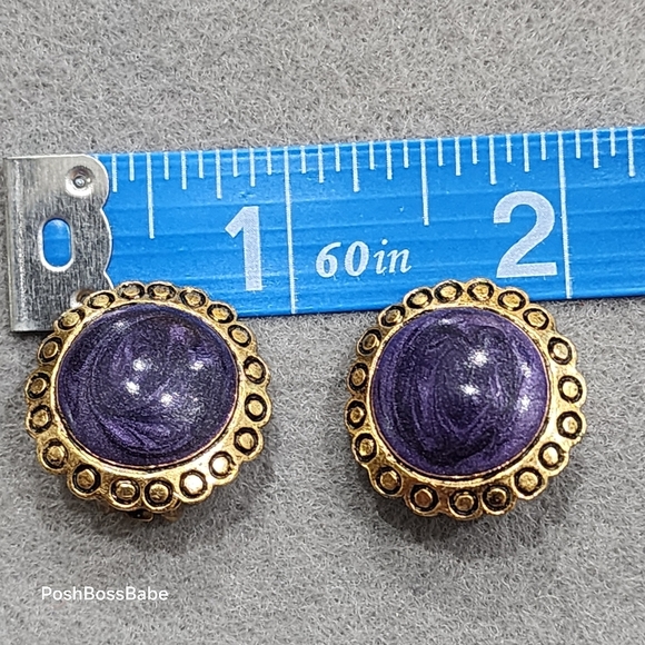 Vintage clip button earrings - Picture 4 of 8